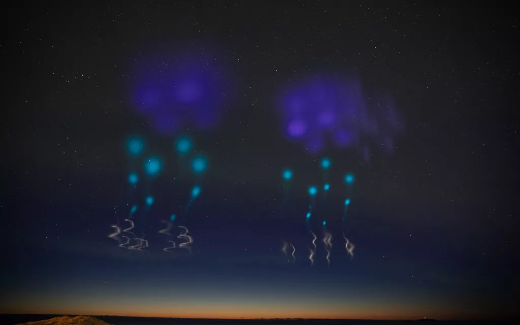 UFO Azure Nórsko boli testom NASA, špekulácie o návšteve mimozemskej kozmickej lode